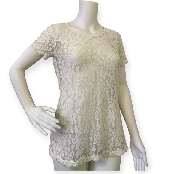 Ivory Lace Top - Picture 6 of 6